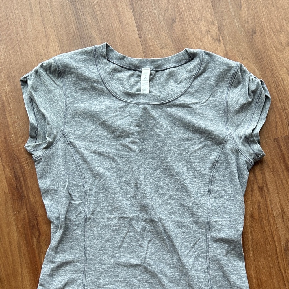 Lululemon exercise tee - Picture 2 of 3